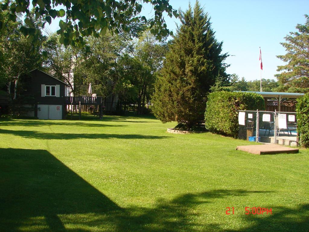 Port Severn Sunnylea Resort מראה חיצוני תמונה