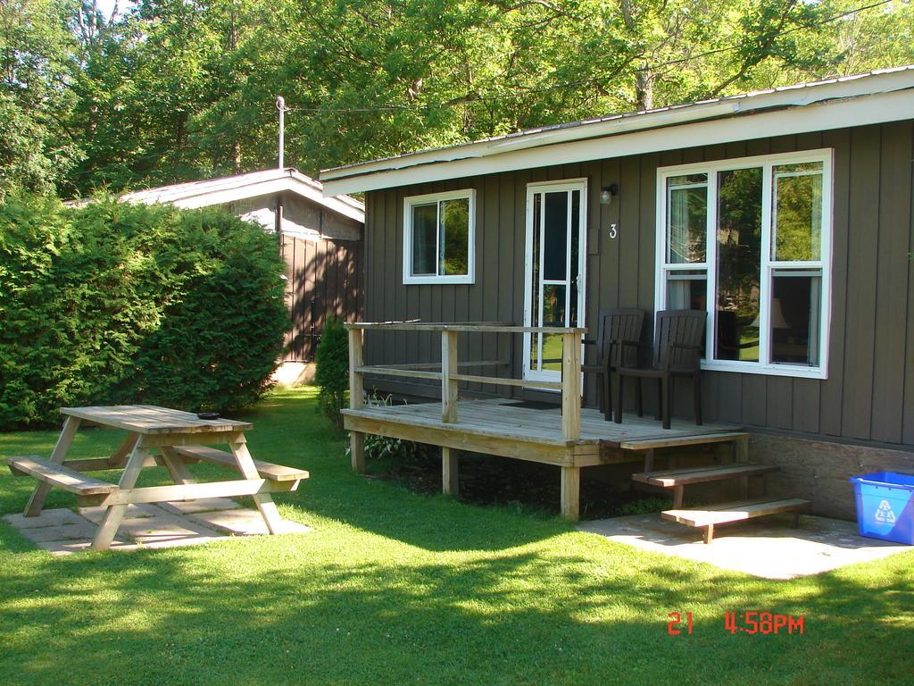 Port Severn Sunnylea Resort חדר תמונה