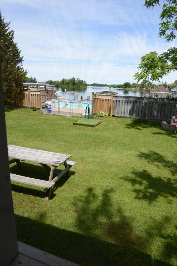 Port Severn Sunnylea Resort מראה חיצוני תמונה